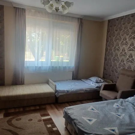 Kaszi Vendeghaz Hajduszoboszlo