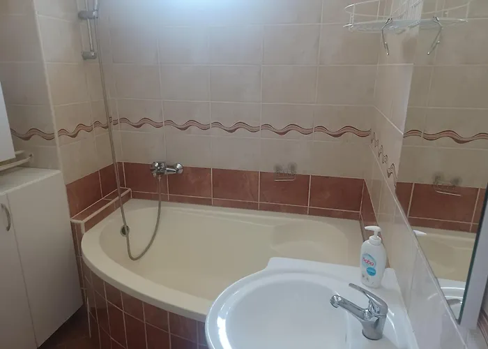 Kaszi Vendeghaz Apartament *