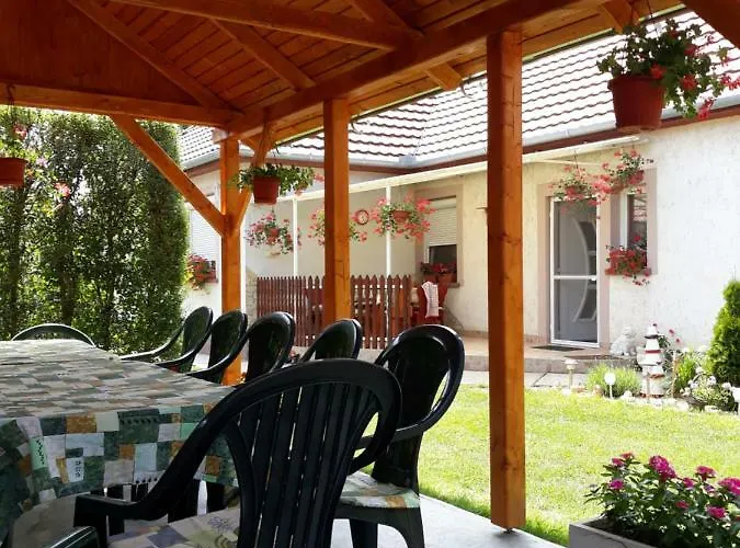 Apartament Kaszi Vendeghaz *