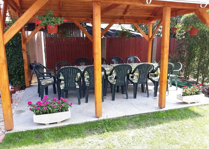 Apartament Kaszi Vendeghaz *